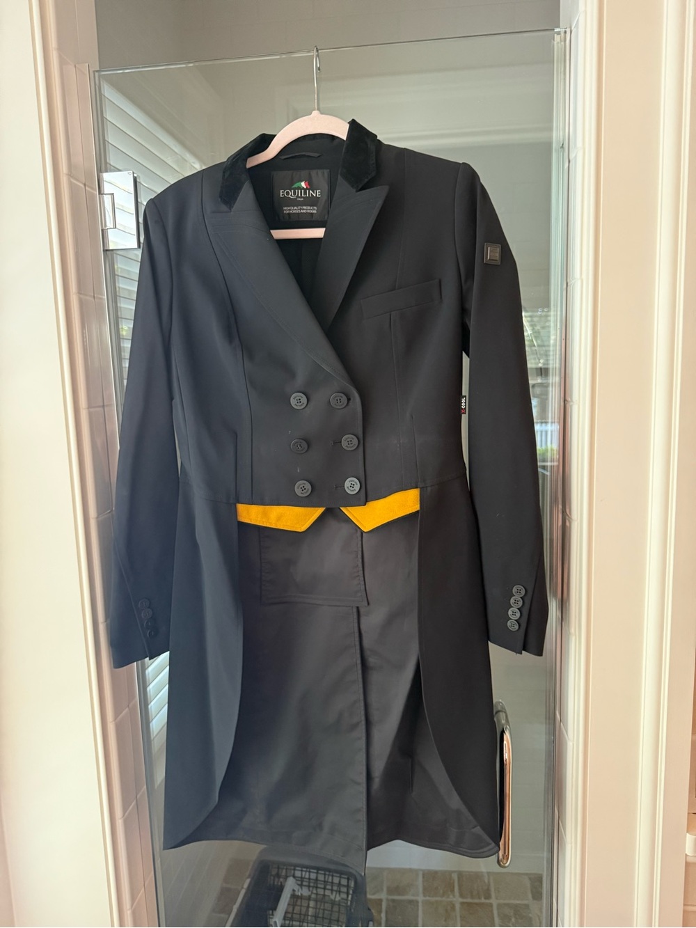Pre Worn Women’s Equiline Shadbelly size 44 US 8. Black with yellow points.